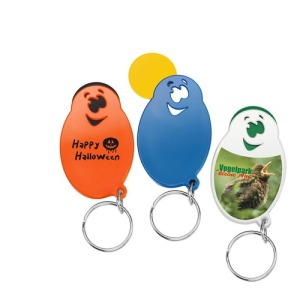 1 llavero con ficha "cara