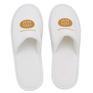 Zapatillas cerradas