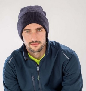 Gorro de lana reciclada