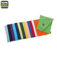 Toalla de color para invitados