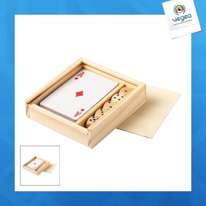 Juego de cartas con 5 dados