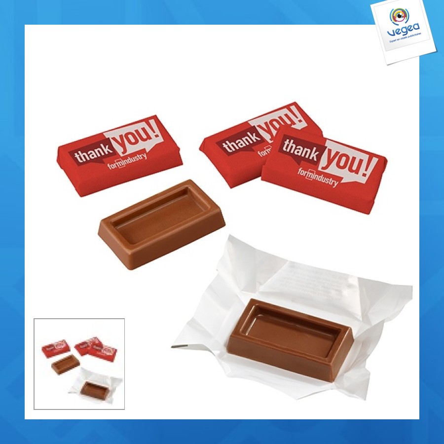 Mignonnette de chocolat s emballé dans du papier