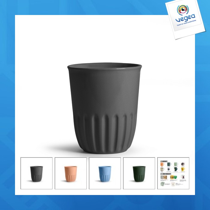 Taza de rayas de colores